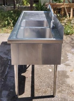Λάντζα Ανοιχτή Ανοξείδωτη 200x70x86Cm Με 2 Γούρνες Μεταχειρισμένη